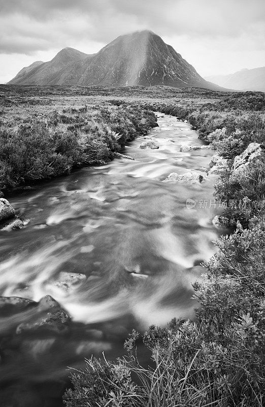 Buachaille Etive Mor和夏雨